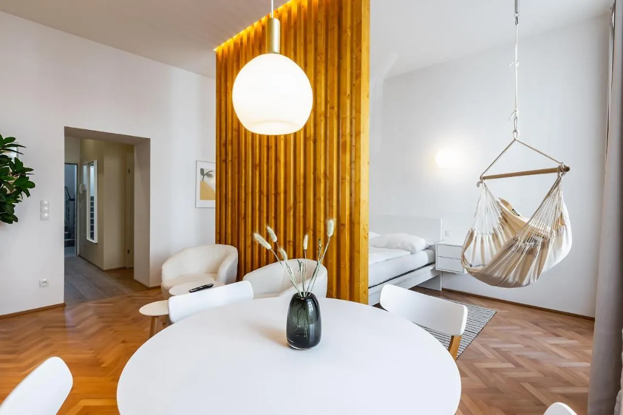 Classy And Elegant Apartments In A Calm Area Wiedeń Austria
